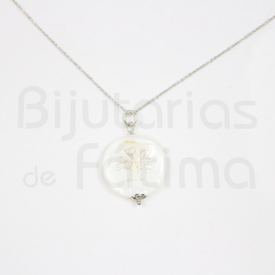 Silver wire with tree of life medal